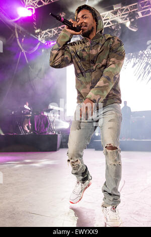 Milwaukee, Wisconsin, USA. 1. Juli 2015. Rapper KENDRICK LAMAR führt live auf der Bühne auf dem Sommerfest Music Festival in Milwaukee, Wisconsin © Daniel DeSlover/ZUMA Draht/Alamy Live News Stockfoto