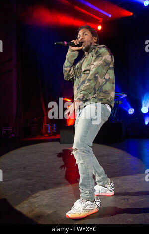 Milwaukee, Wisconsin, USA. 1. Juli 2015. Rapper KENDRICK LAMAR führt live auf der Bühne auf dem Sommerfest Music Festival in Milwaukee, Wisconsin © Daniel DeSlover/ZUMA Draht/Alamy Live News Stockfoto