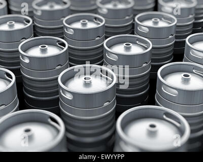 Metall-Keg-Stack Anordnung Fokus in der Mitte Stockfoto