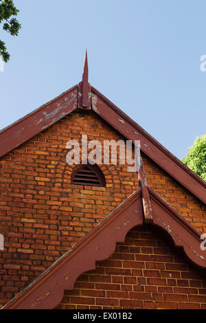 Detail des Daches der Quercus Gemeinschaft Buchhandlung untergebracht in der alten Kirche, Ford Street, Beechworth, Victoria, Australien Stockfoto