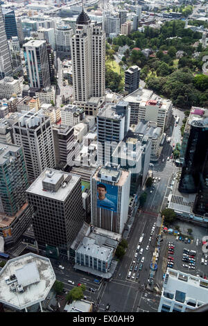 Blick auf Auckland City aus der Beobachtung-Etage in der Skytower, Neuseeland Stockfoto