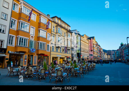 Maria-Theresien-Straße, in der Abenddämmerung, Altstadt, alte Stadt, Innsbruck, Inntal, Tirol, Österreich Stockfoto