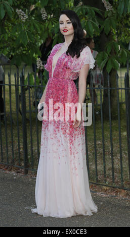 LONDON, UK, 2. Juli 2015: Emma Miller besucht die Serpentine Gallery-Sommerfest in Kensington Gardens in London Stockfoto