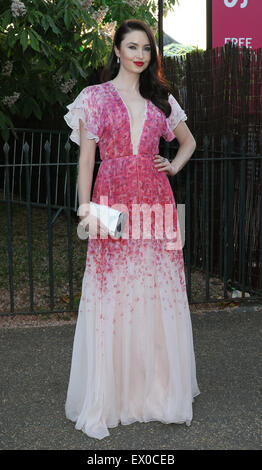 LONDON, UK, 2. Juli 2015: Emma Miller besucht die Serpentine Gallery-Sommerfest in Kensington Gardens in London Stockfoto