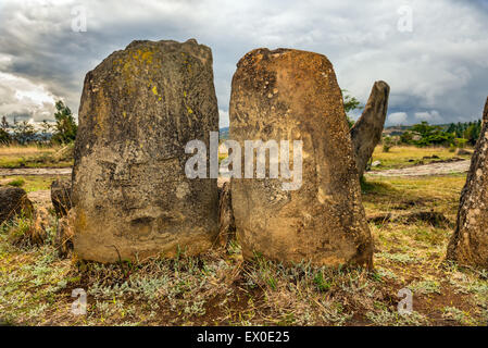 Megalithische Tiya Steinsäulen, ein UNESCO-Weltkulturerbe in der Nähe von Addis Abeba, Äthiopien. Stockfoto