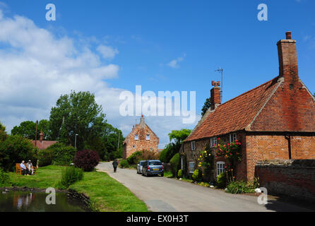 Dorf Teich und Häuschen, alte Hunstanton, Norfolk, England, UK Stockfoto