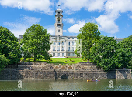 Trent Gebäude und Highfields See Nottingham University Park Nottingham Nottinghamshire England UK GB EU Europa Stockfoto