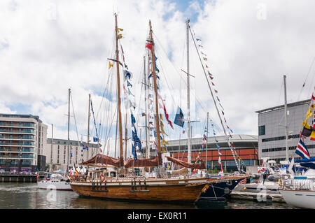 Belfast, Nordirland, Vereinigtes Königreich. 3. Juli 2015. Ein Segelboot aus Holz einhüllen Training festgemacht in Belfast Credit: Stephen Barnes/Alamy Live News Stockfoto