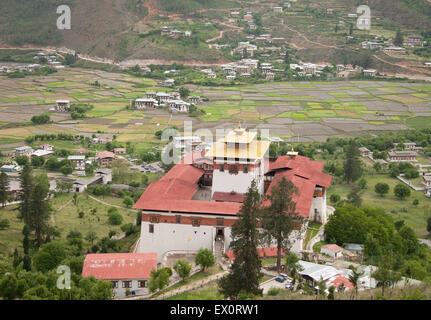 Adler-Aussicht auf das Paro Dzong in Bhutan Stockfoto