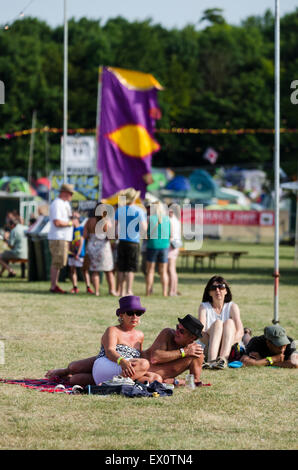 Glynde Platz, Sussex, UK. 3. Juli 2015. Liebe oberste Jazzfestival. . Tag eins des Festivals. Bildnachweis: Francesca Moore/Alamy Live-Nachrichten Stockfoto