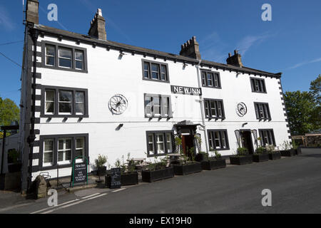 Neue Inn Pub und Hotel, Clapham Dorf, Yorkshire Dales Nationalpark, England Stockfoto