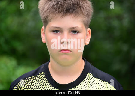 Portrait eines jungen unglücklich über die Natur Stockfoto