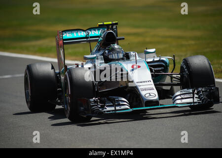 Silverstone im Vereinigten Königreich. 4. Juli 2015. Nico Rosberg (GER), Mercedes F1 Team, bei den Briten Formel eine (F1) Grand Prix in Silverstone Rennstrecke, Norhamptonshire, UK. Bildnachweis: Kevin Bennett/Alamy Live-Nachrichten Stockfoto