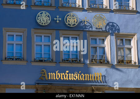 Fassade des Inn Ambräusianum im alten Stadt Bamberg, Upper Franconia, Bayern, Deutschland, Europa Stockfoto