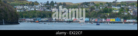 Blick auf den Hafen von Tobermory auf der Isle of Mull Stockfoto