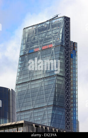 Die Keilform 738 Füße (225 m) Leadenhall Gebäude, auch bekannt als 122 Leadenhall und die Cheesegrater Stockfoto