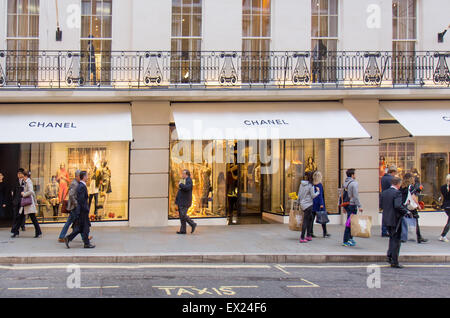 Größte Chanel Flagship-store in London Stockfoto