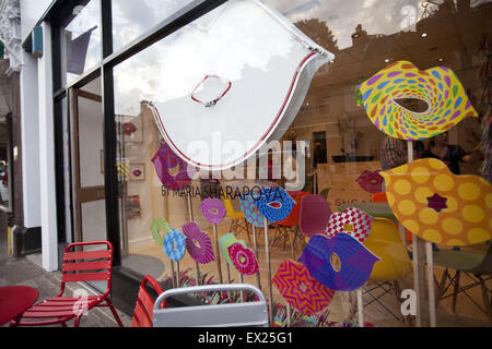 London, UK. 3. Juli 2015. '' Sugarpova'' - Sharapova Süßigkeiten Shop in Wimbledon. London, UK. © Veronika Lukasova/ZUMA Draht/Alamy Live-Nachrichten Stockfoto