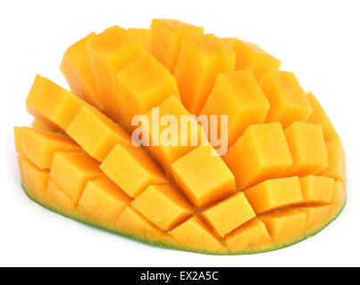 Frische Mango auf weißem Hintergrund Stockfoto