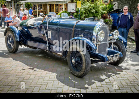 Hotchkiss Paris Sport 1931 in Kingsbridge Classic Car Show 2015 blau Stockfoto