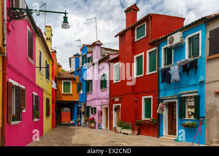 Bunte Häuser auf Burano, Venedig, Italien Stockfoto