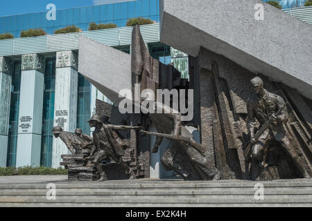 Denkmal des Warschauer Aufstands 1944, der Oberste Gerichtshof Gebäude außen, Krasiński Square, Warschau, Polen Stockfoto