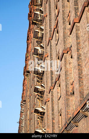 Viktorianische Backstein gebaut Dock Lager alten riesig groß Stockfoto