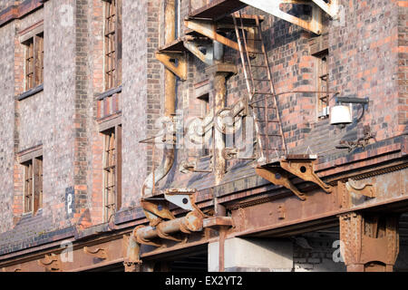 Viktorianische Backstein gebaut Dock Lager alten riesig groß Stockfoto