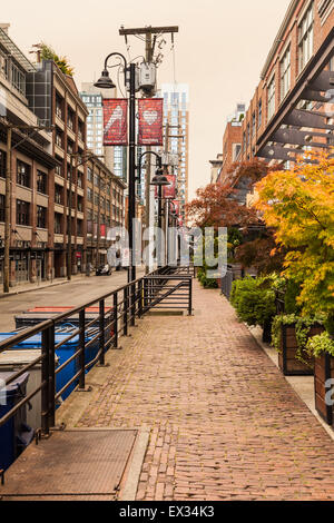 Festland Street in der Innenstadt von Vancouver unter einem Rauch, Dunst, die durch Waldbrände in der Region Stockfoto