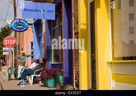 Yankie Street, liegt mit bunten Galerien und Cafés, im Herzen der pulsierenden Innenstadt Kunstviertel Silver City. Stockfoto