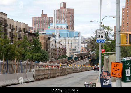 1 Service Zug oben Boden 125th Street Station am Broadway Upper West Side New York USA Stockfoto