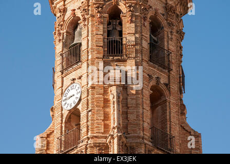 Nahaufnahme des barocken Glockenturm, Stiftskirche Real Colegiata de San Sebastian, Antequera, Andalusien, Spanien Stockfoto