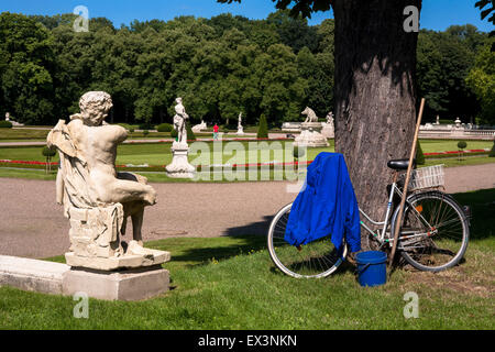 Europa, Deutschland, Nordrhein-Westfalen, Statue auf dem Gelände von Schloss Nordkirchen im Kreis Coesfeld, dieser Teil des t Stockfoto