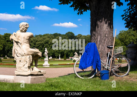 Europa, Deutschland, Nordrhein-Westfalen, Statue auf dem Gelände von Schloss Nordkirchen im Kreis Coesfeld, dieser Teil des t Stockfoto