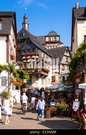 DEU, Deutschland, Rheinland-Pfalz, Beilstein an der Mosel, das alte Zentrum des Dorfes und der Klosterkirche.  DEU Stockfoto