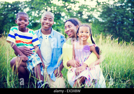 Afrikanische Familienglück Ferienkonzept Urlaub Aktivität Stockfoto