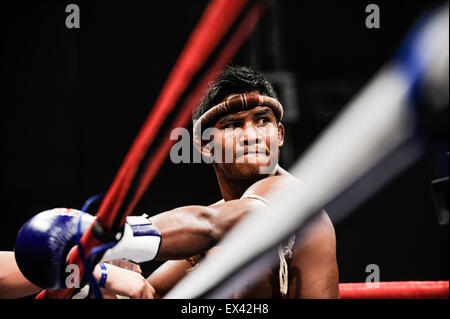 Muay Thai Kickboxer Pre Kampf Stockfoto