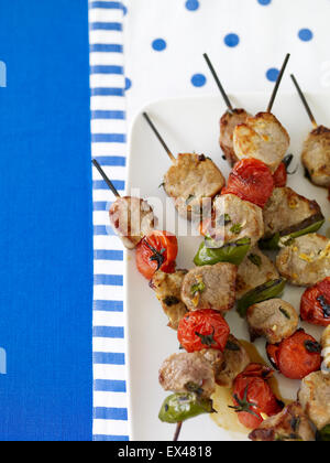 Gegrillten Souvlaki auf Platte Stockfoto