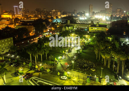 Luftaufnahme der Stadt Kairo mit dicht gepackt, Wohnhäuser und Gebäude Stockfoto