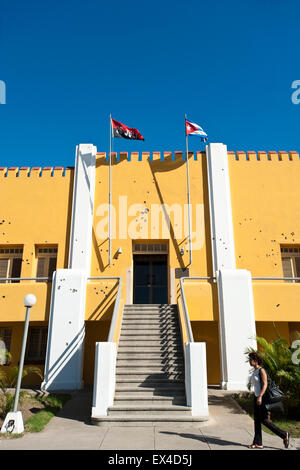 Vertikale Ansicht der Kugel verschanzt vor Moncada-Kaserne in Santiago De Cuba, Kuba. Stockfoto