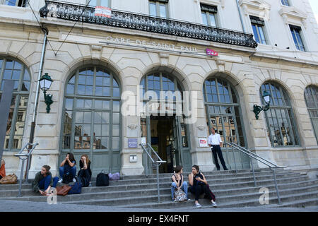 Gare de St Paul in Lyon auf der Rhône-Alpes Bahn Frankreich Europa Stockfoto