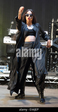 London, UK. 5. Juli 2015. Ciara führt bei Wireless Festival Tag drei im Finsbury Park, London, England am 5. Juli 2015 Foto: Credit: KEITH MAYHEW/Alamy Live News Stockfoto