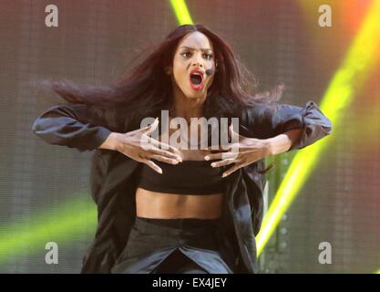 London, UK. 5. Juli 2015. Ciara führt bei Wireless Festival Tag drei im Finsbury Park, London, England am 5. Juli 2015 Foto: Credit: KEITH MAYHEW/Alamy Live News Stockfoto