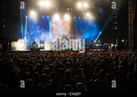 PIESTANY, Slowakei - 26. Juni 2015: Finnische Power-Metal-Band führt Stratovarius am Musikfestival Topfest in Piestany Stockfoto