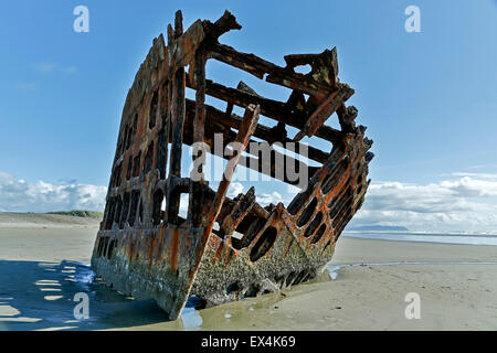 Schiffbruch des Peter Iredale versenden, Fort Stevens State Park in der Nähe von Astoria, Oregon USA Stockfoto