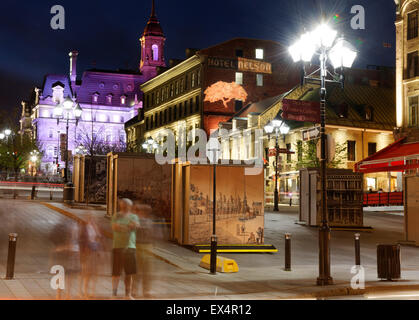 Montreals Place Jacques Cartier in der Nacht Stockfoto