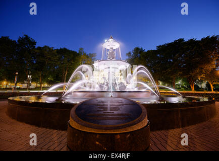 La Fontaine de Tourny und das Parlament, Quebec City, Kanada Stockfoto