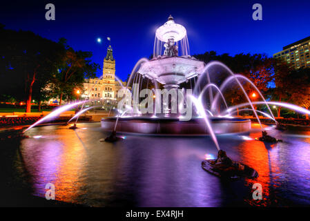 La Fontaine de Tourny und das Parlament, Quebec City, Kanada Stockfoto