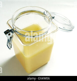 Desi Ghee in Glas Stockfoto