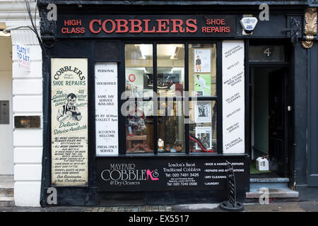 Mayfair Schuster und chemische Reinigungen Shop in weißen Pferd Street, London Stockfoto